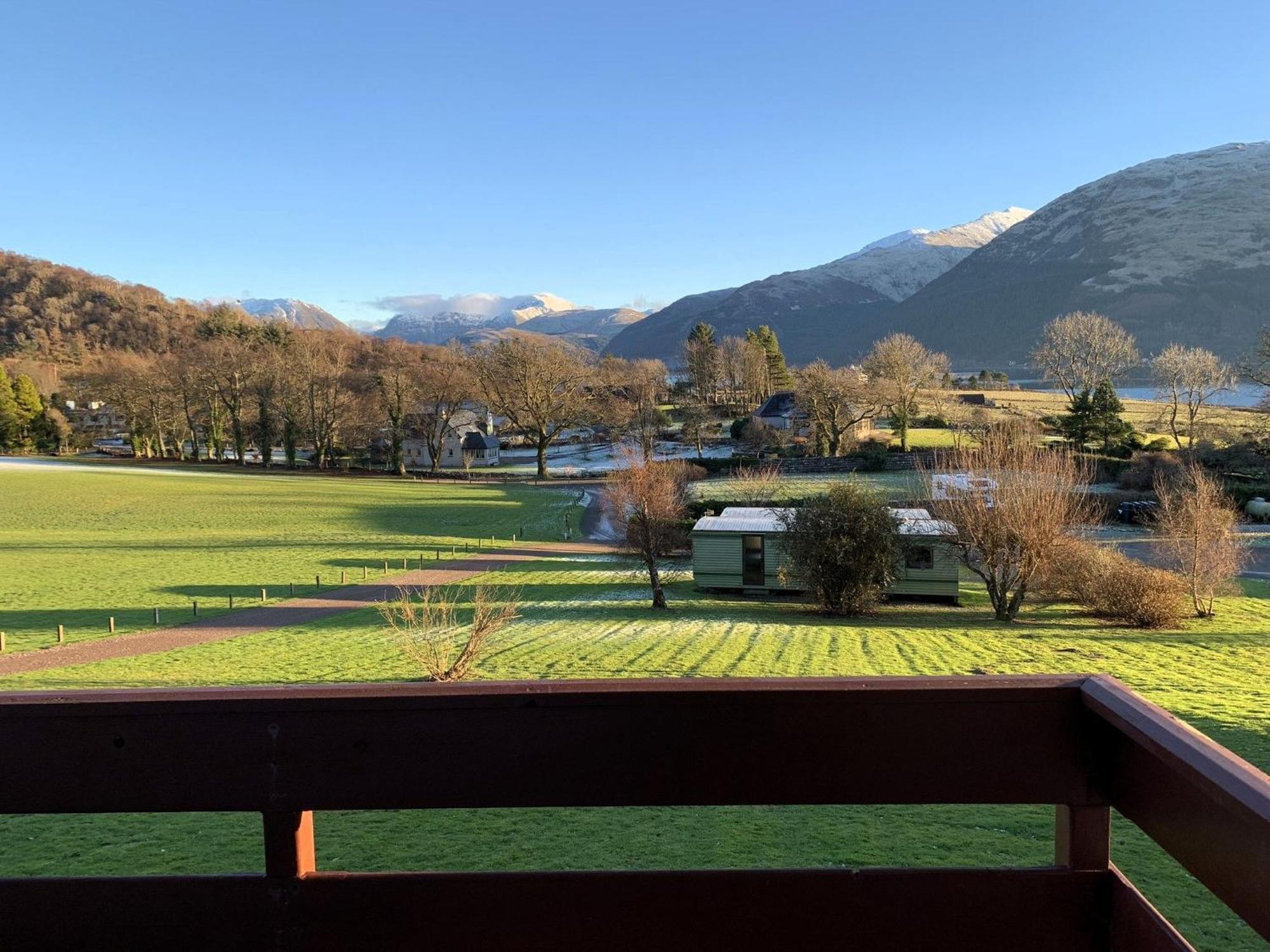 Ash, Birch And Rowan Self Catering Cabins Onich Eksteriør bilde
